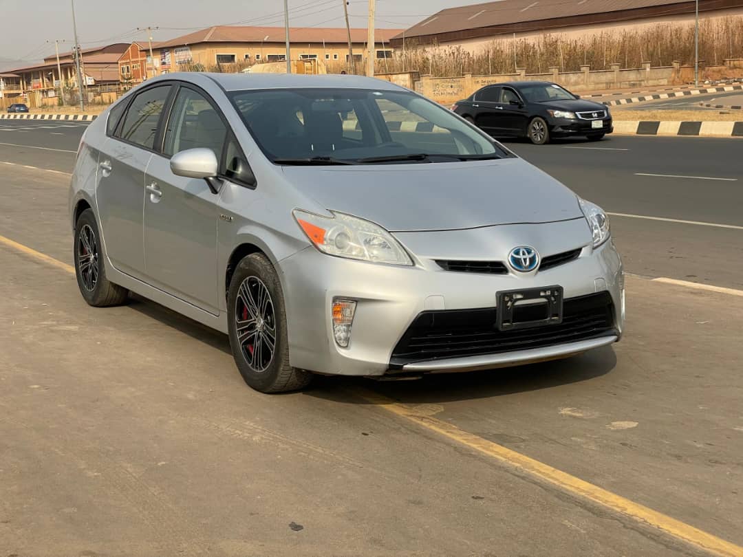 2014 TOYOTA PRIUS