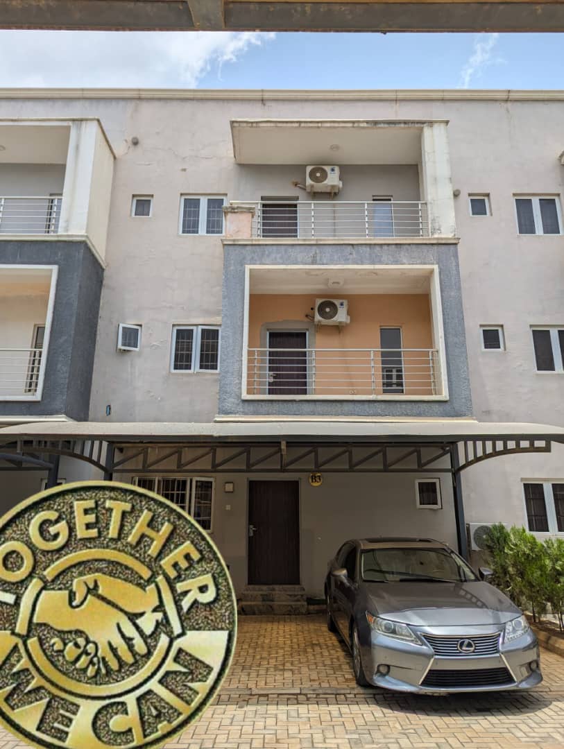 House for sale.  3 bedroom terrace duplex