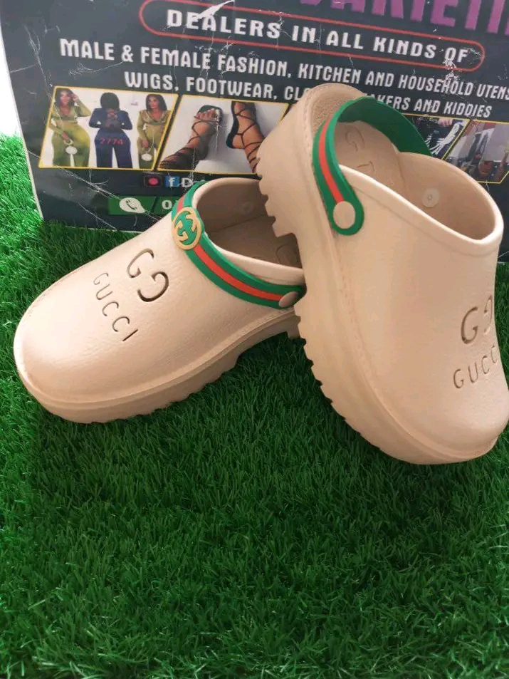 Gucci croc