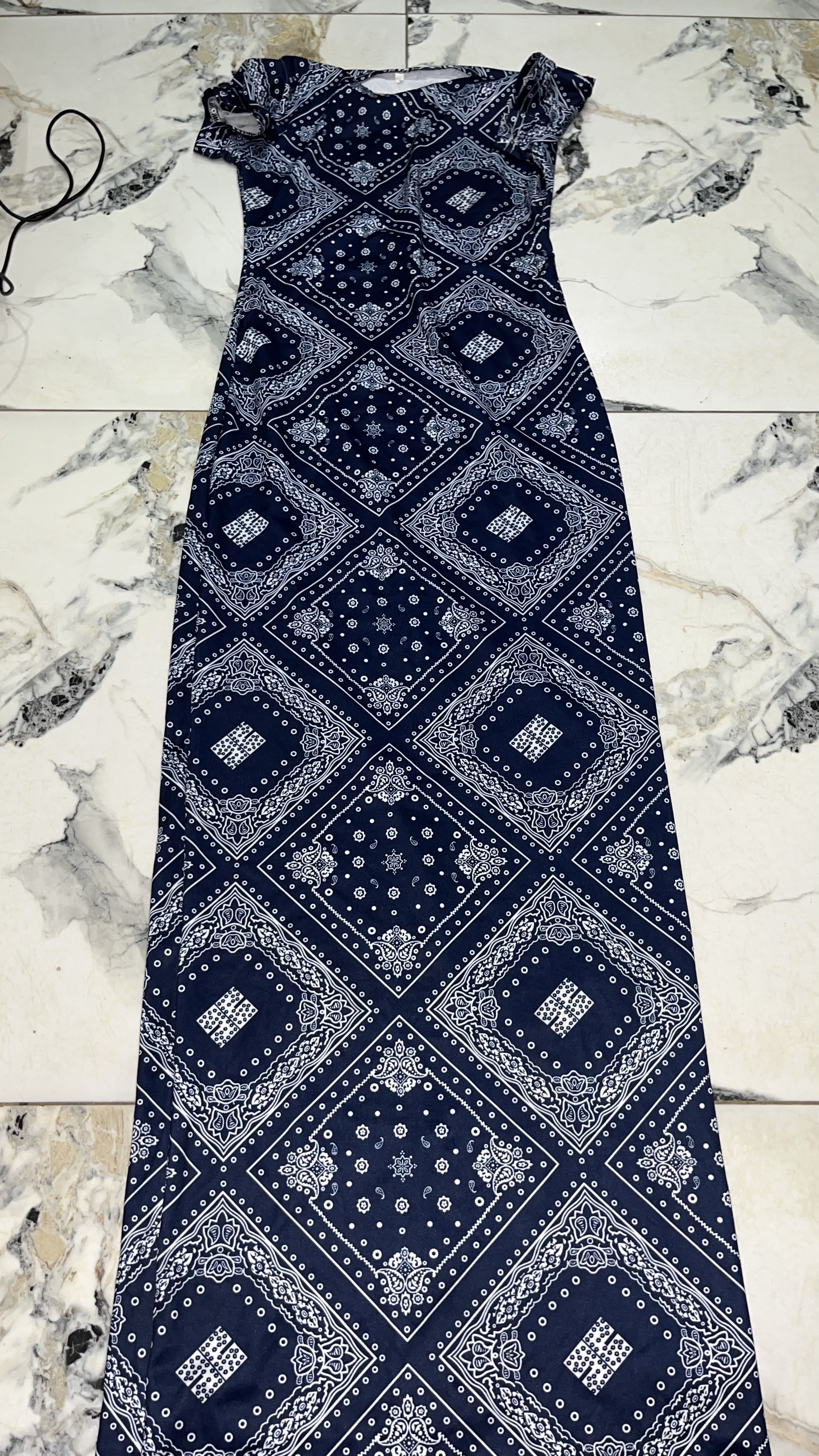 Elegant Long Blue Maxi Dress – Budget Friendly Deal